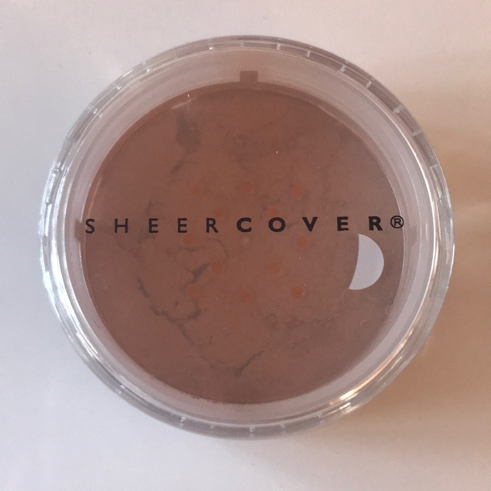 Sheer Cover mineral bronzer